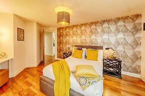 Luxury 9ine Beautiful Broad Street Apartment