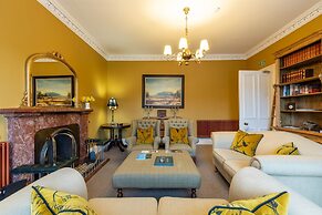 Craigroyston House & Lodge