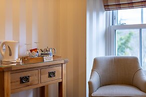 Craigroyston House & Lodge