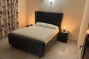 After 5 Apartment 2, 3 Spacious En-suite Bedrooms