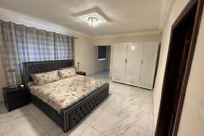 After 5 Apartment 2, 3 Spacious En-suite Bedrooms