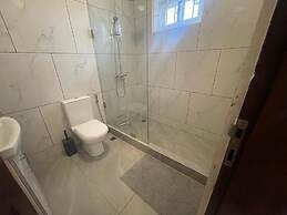 After 5 Apartment 2, 3 Spacious En-suite Bedrooms