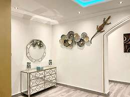 After 5 Apartment 3, 2 Spacious En-suite Bedrooms