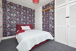 Comfortable 4-bed House in Hucknall, Nottingham