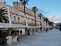 Idea Studio Apartment Center City With Parking