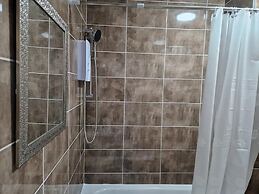 Impeccable 1-bed Apartment in Ilford