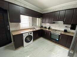 After 5 Apartment 1- 3 Spacious En-suite Bedrooms