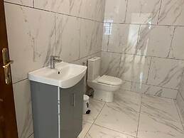 After 5 Apartment 1- 3 Spacious En-suite Bedrooms