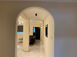 After 5 Apartment 1- 3 Spacious En-suite Bedrooms