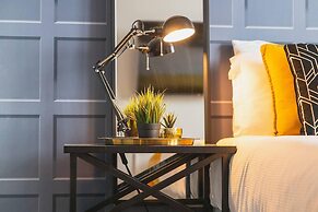 Luxury 9ine Stunning Broad Street Apartment