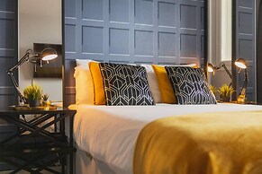 Luxury 9ine Stunning Broad Street Apartment