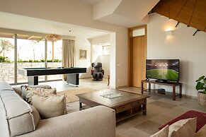Luxurious Retreat Villa in Heraklion Crete
