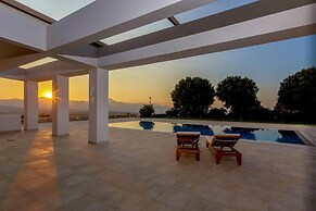 Luxurious Retreat Villa in Heraklion Crete