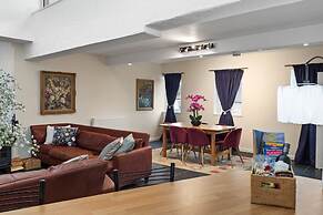 Charming 3-bed Apartment in Haverfordwest