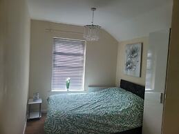 Comfy One Bedroom Flat