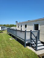 Static Caravan - The Dizzard