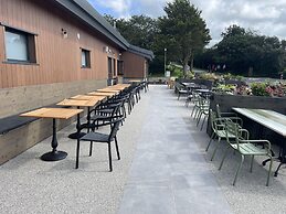 Static Caravan - The Dizzard