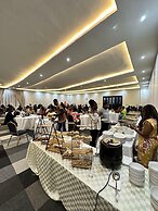 Breezes  Beach Resort