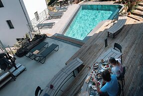 Kikonia Art & Suites