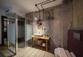 Kikonia Art & Suites