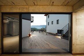 Kikonia Art & Suites