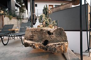 Kikonia Art & Suites