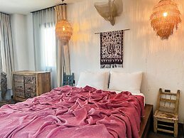 Kikonia Art & Suites