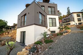 Kikonia Art & Suites