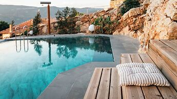 Kikonia Art & Suites