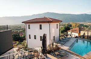 Kikonia Art & Suites