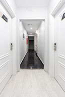 WP White Palace Hotel