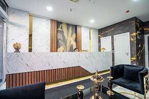 WP White Palace Hotel