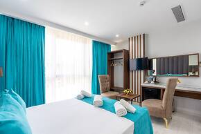 WP White Palace Hotel