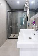 WP White Palace Hotel