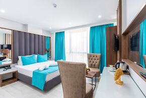 WP White Palace Hotel