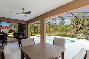 Beautiful 5Bd Single Family w Game Room 106 Lake Wilson Preserve