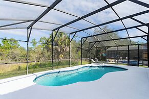 Beautiful 5Bd Single Family w Game Room 106 Lake Wilson Preserve