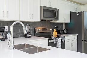 Family Friendly 2 Bd Close to Disney Storey Lake 105 3161