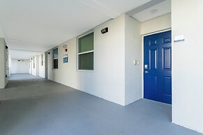 Family Friendly 2 Bd Close to Disney Storey Lake 105 3161