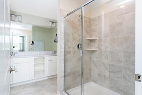 Family Friendly 2 Bd Close to Disney Storey Lake 105 3161