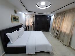 Stylish and Spacious 3bed Flat Shortlet Apartment