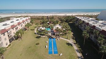 P26 - Ocean Village Club