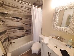 Sea Place 13238