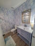 Sea Place 13238