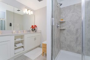 Gorgeous 3Bd 8 Guests Storey Lake Resort Close to Disney 101 3191