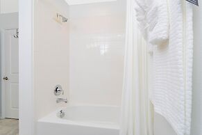 Gorgeous 3Bd 8 Guests Storey Lake Resort Close to Disney 101 3191