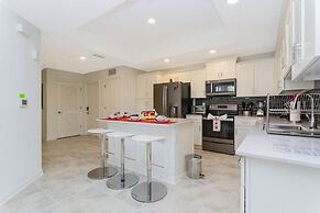 Gorgeous 3Bd 8 Guests Storey Lake Resort Close to Disney 101 3191