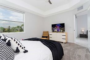 Gorgeous 3Bd 8 Guests Storey Lake Resort Close to Disney 101 3191