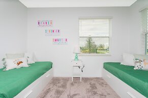 Gorgeous 3Bd 8 Guests Storey Lake Resort Close to Disney 101 3191
