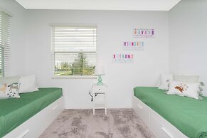 Gorgeous 3Bd 8 Guests Storey Lake Resort Close to Disney 101 3191
